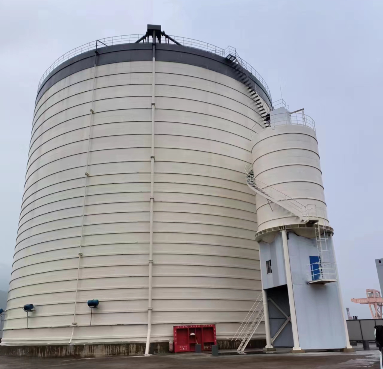 蓝山10万吨水泥钢板库