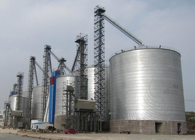 蓝山大型钢板库构造参数及水泥储存质量